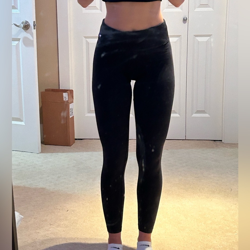 Black leggings from PINK